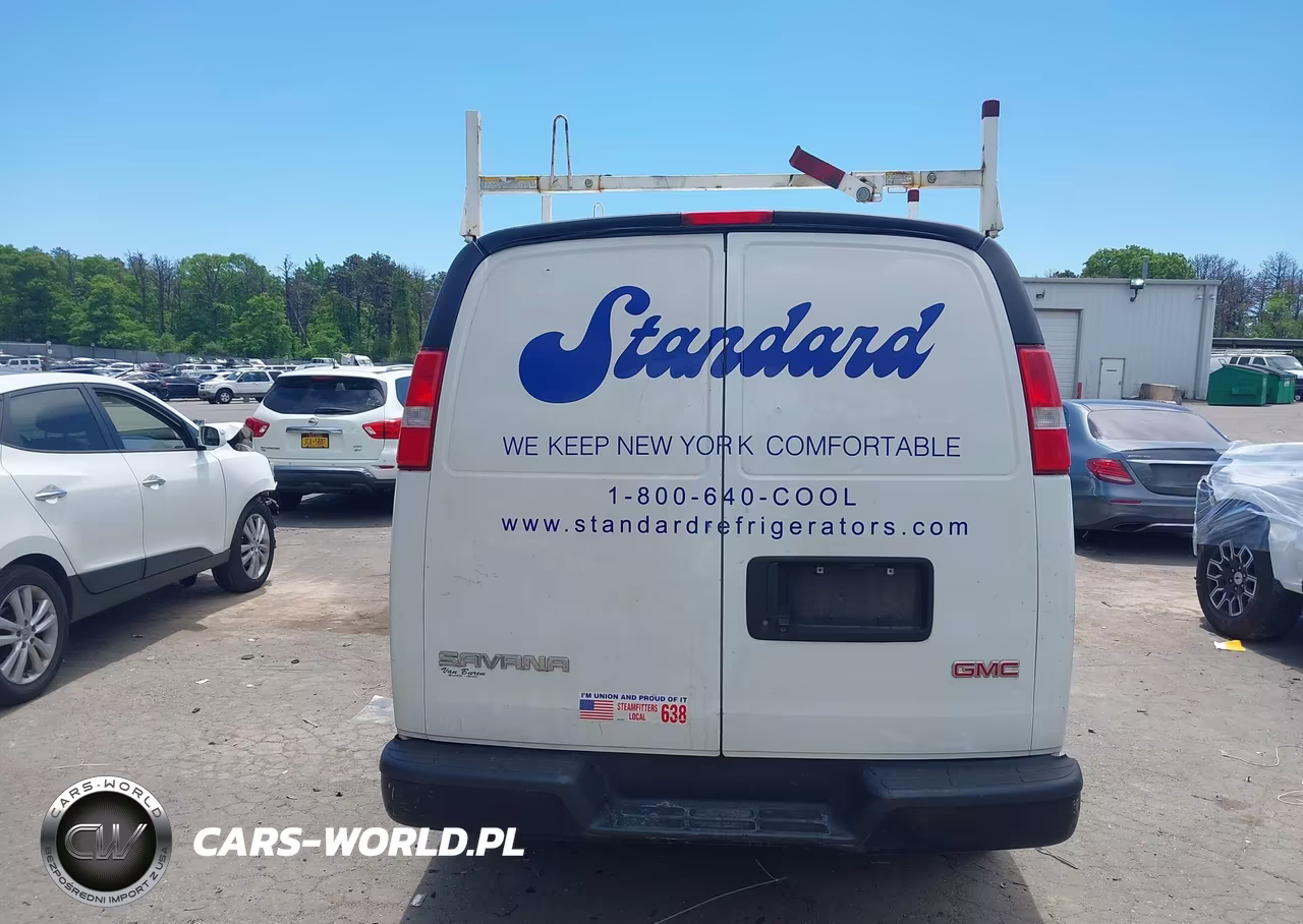 2018 GMC Savana 2500 Work Van VIN:1GTW7AFGXJ1181085 - 16