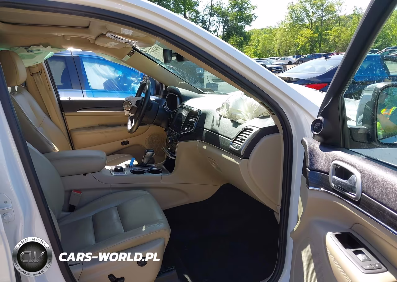 2019 Jeep Grand Cherokee Limited 4X4 VIN:1C4RJFBG8KC526976 - 5