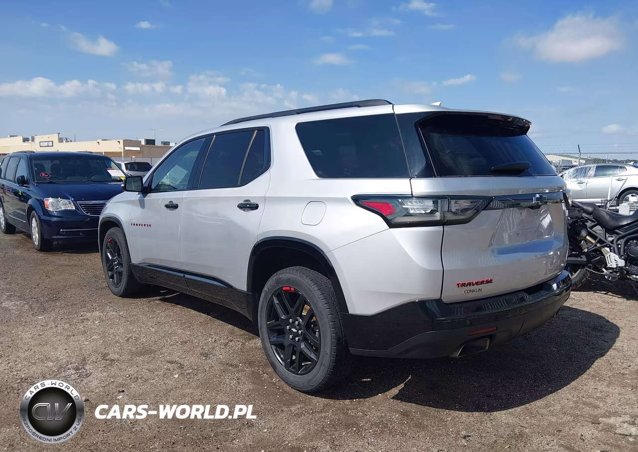 2018 Chevrolet Traverse Premier VIN:1GNEVJKW4JJ108154 - 3