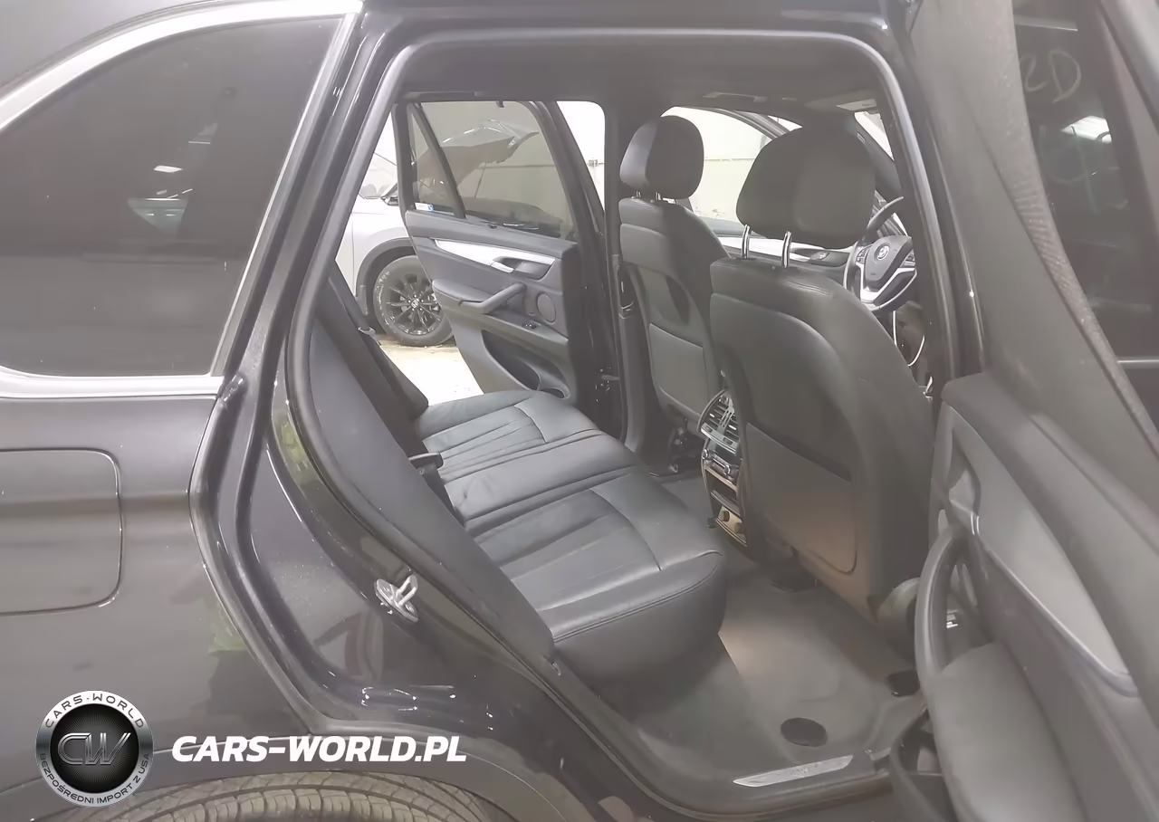 2017 BMW X5 xDrive35I VIN:5UXKR0C51H0V65762 - 8