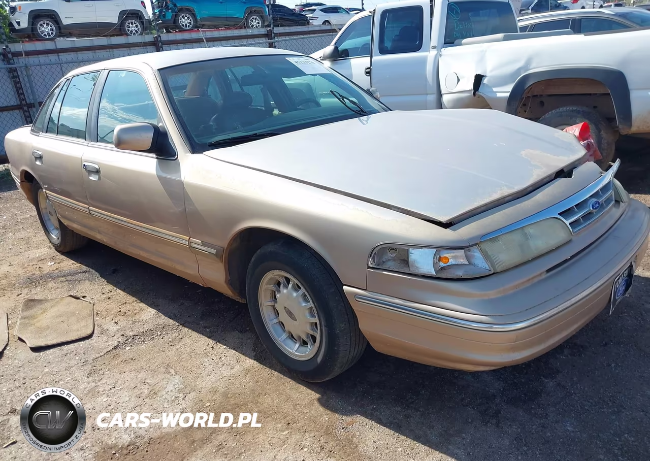 1996 Ford Crown Victoria Lx