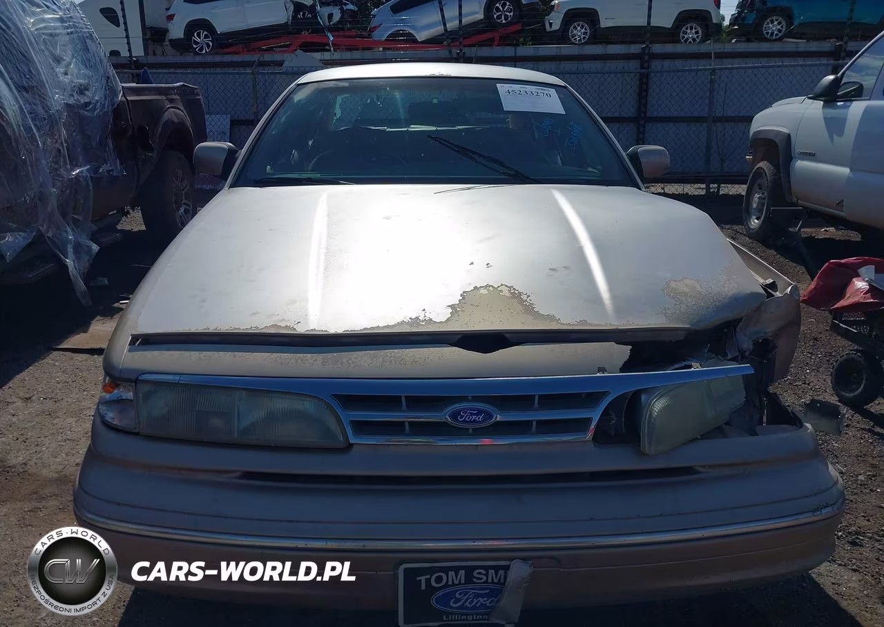 1996 Ford Crown Victoria Lx VIN:2FALP74W0TX131201 - 13