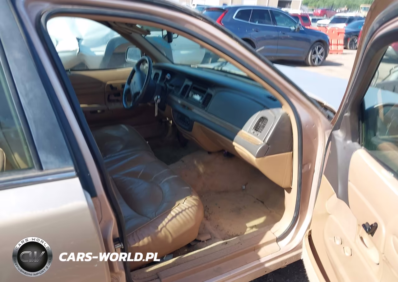 1996 Ford Crown Victoria Lx VIN:2FALP74W0TX131201 - 5