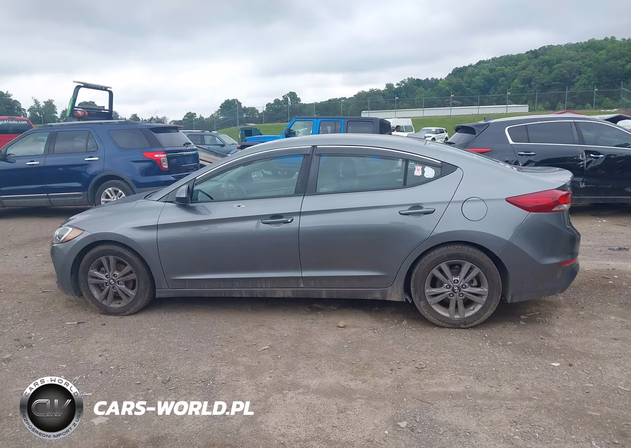 2018 Hyundai Elantra Sel VIN:5NPD84LF9JH301209 - 14