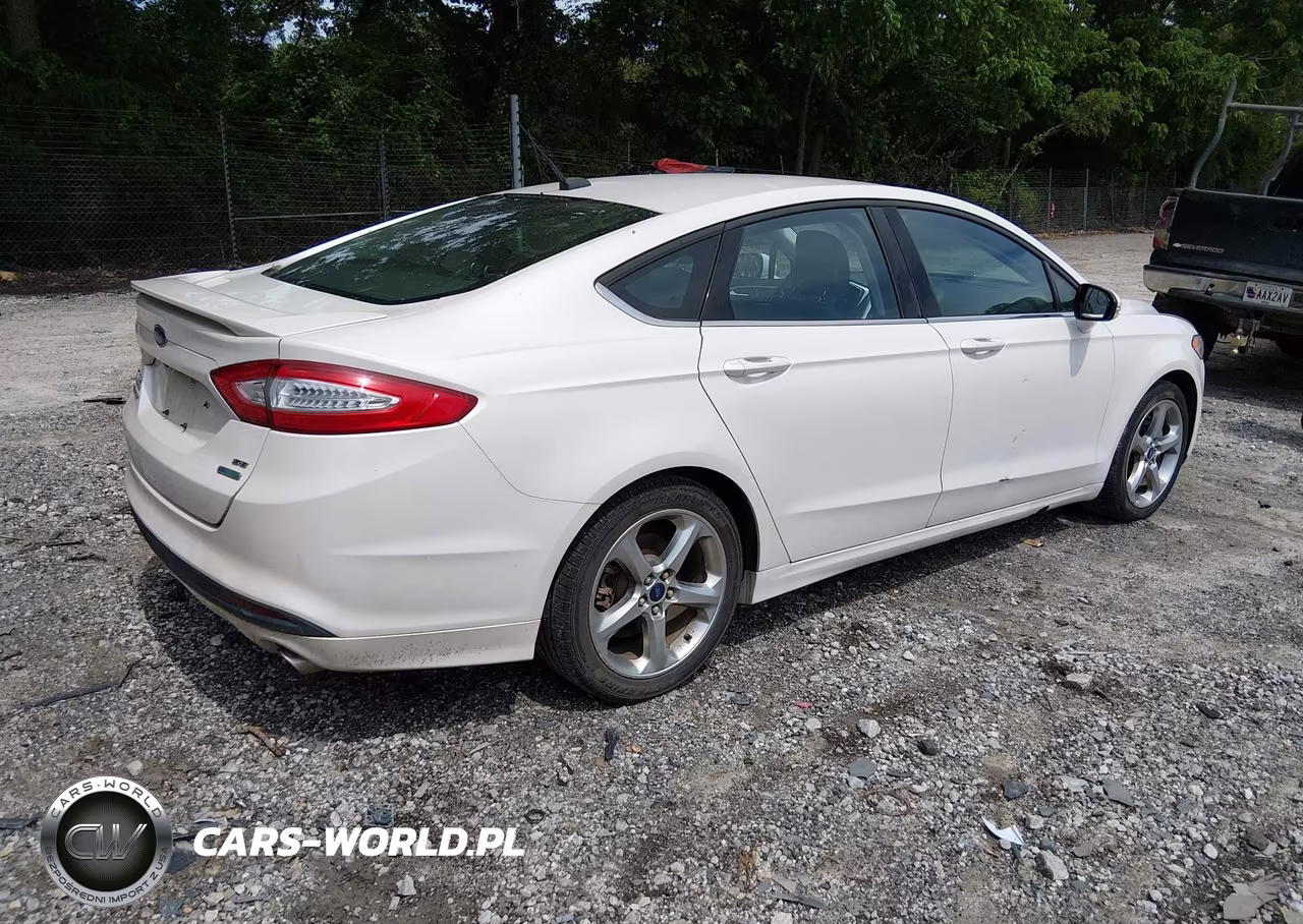 2013 Ford Fusion Se VIN:3FA6P0HR4DR184038 - 4