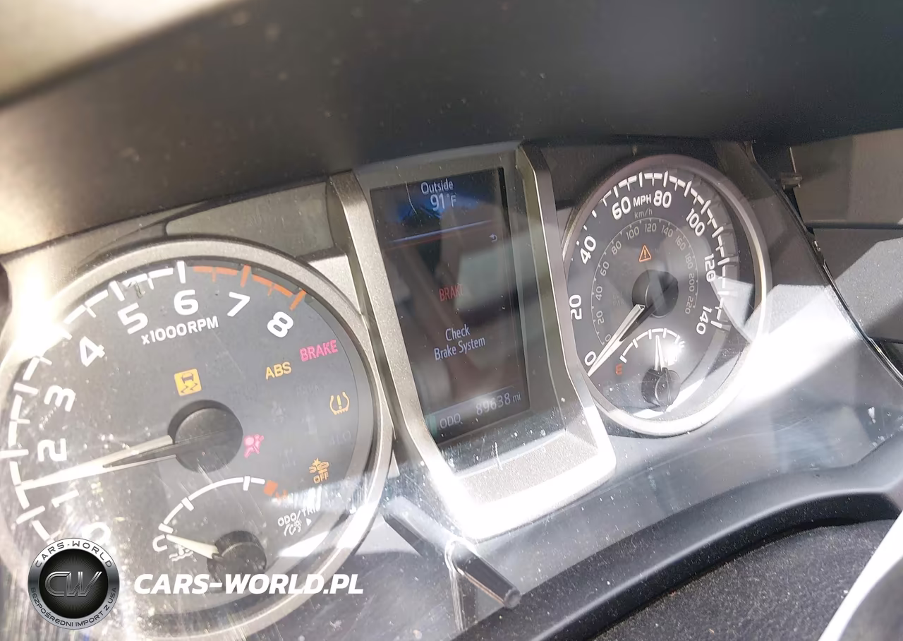 2018 Toyota Tacoma Sr5 V6 VIN:3TMCZ5AN4JM145986 - 7