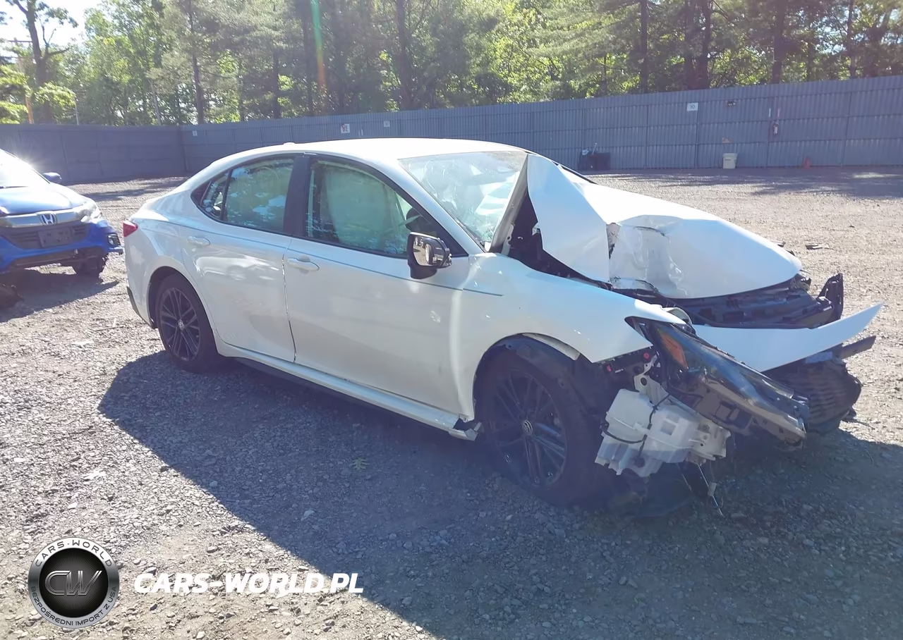 2025 Toyota Camry Se – zdjęcie 1 z 15