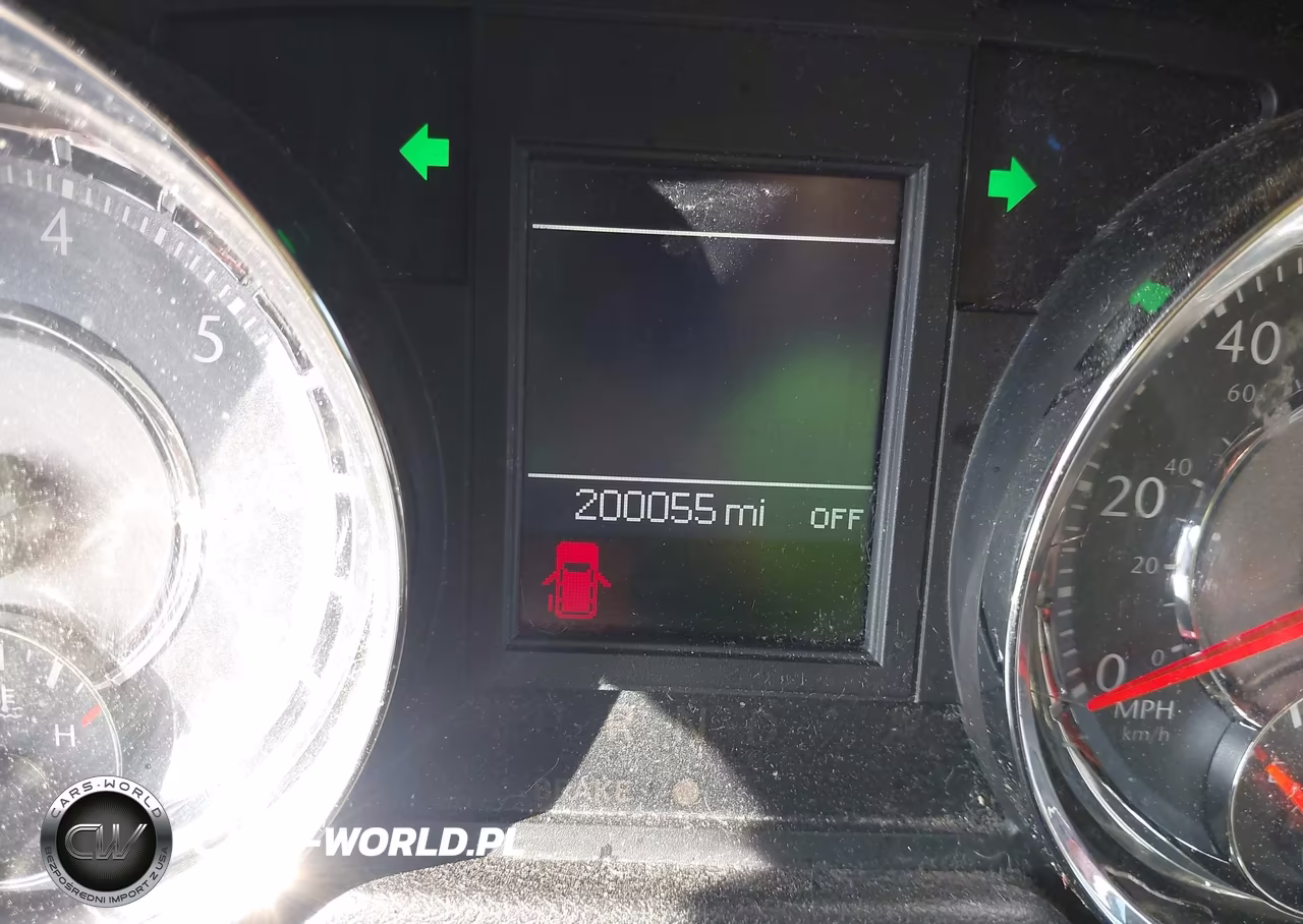 2015 Chrysler Town & Country Touring-L VIN:2C4RC1CG9FR525652 - 14