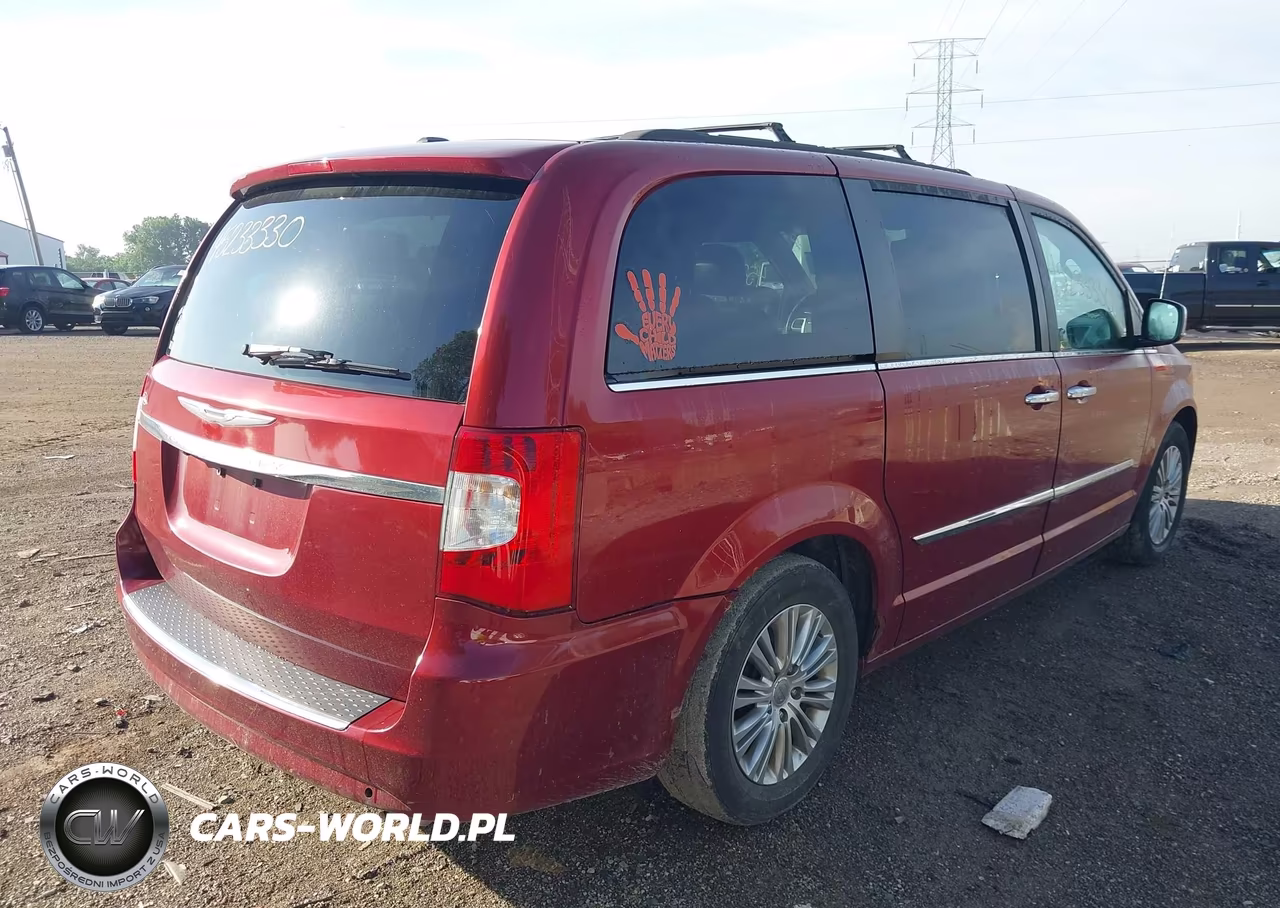 2015 Chrysler Town & Country Touring-L VIN:2C4RC1CG9FR525652 - 4