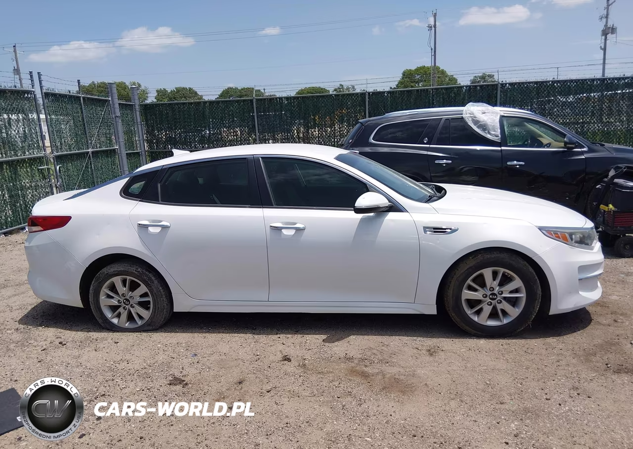 2018 Kia Optima Lx VIN:5XXGT4L34JG226089 - 12