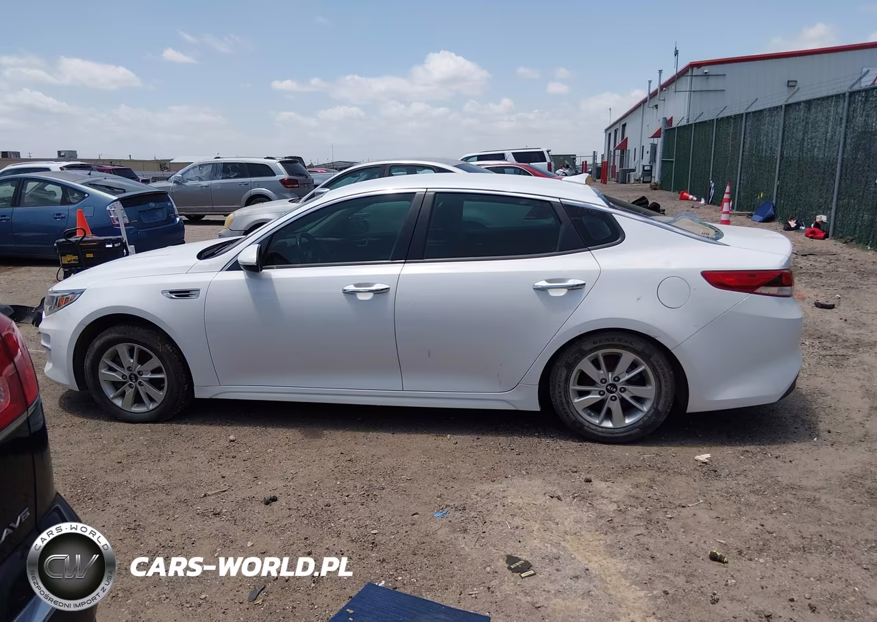 2018 Kia Optima Lx VIN:5XXGT4L34JG226089 - 13