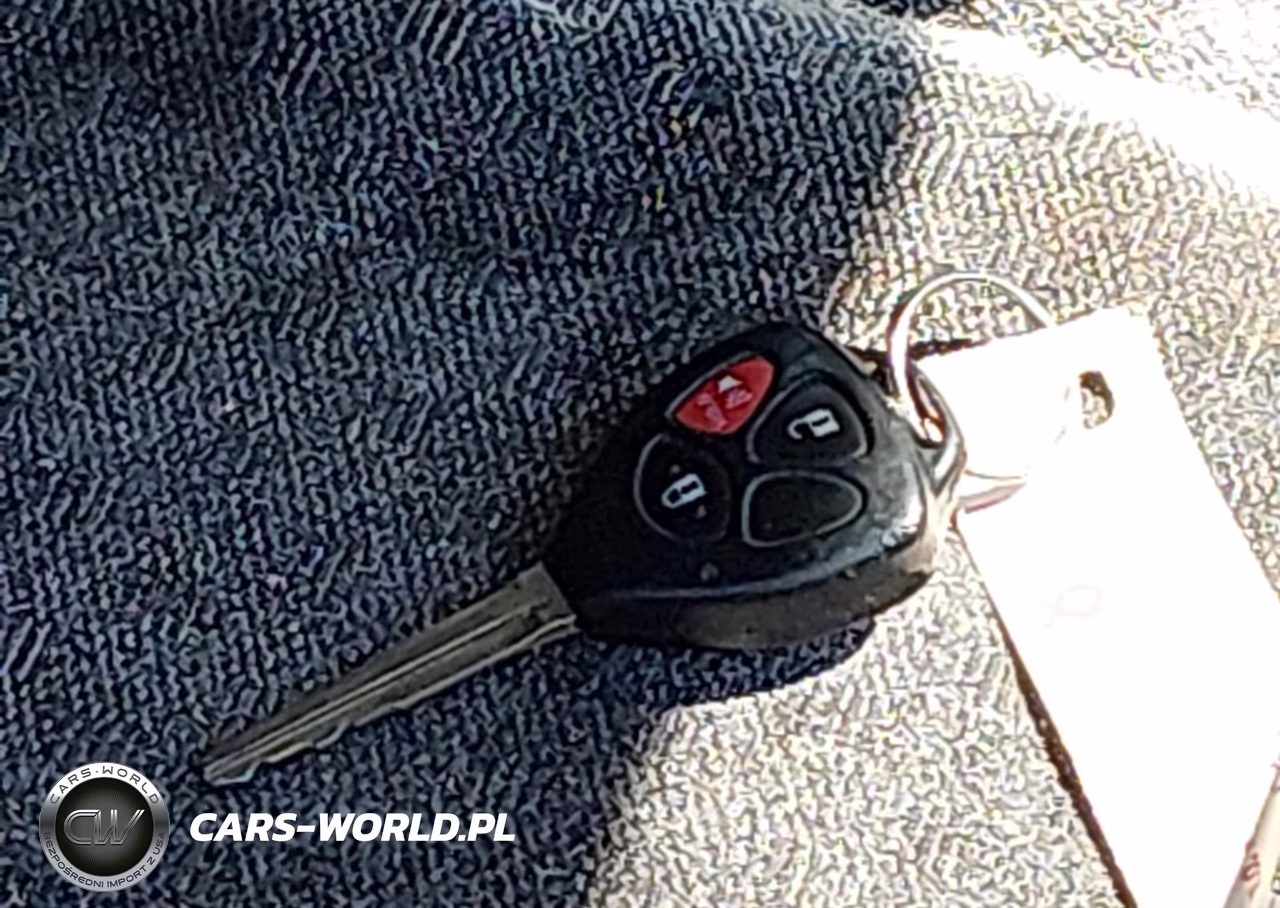 2008 Scion Xd VIN:JTKKU10448J018621 - 11