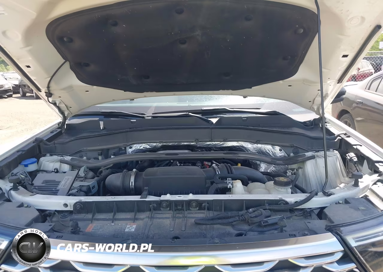 2020 Ford Explorer Platinum VIN:1FM5K8HC2LGA85699 - 10
