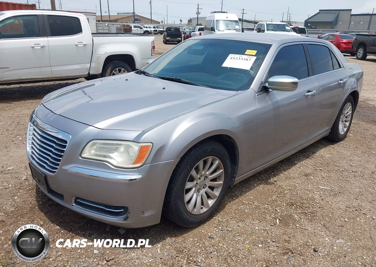 2013 Chrysler 300 Motown VIN:2C3CCAAG8DH741346 - 2