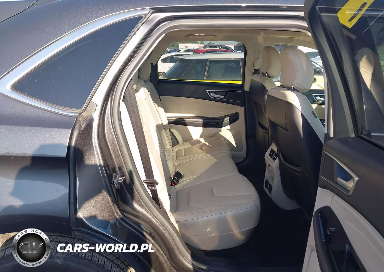 2018 Ford Edge Titanium VIN:2FMPK3K9XJBB42969 - 8