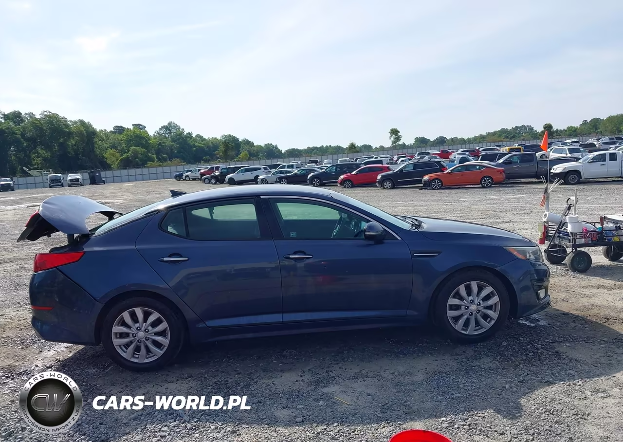 2015 Kia Optima Lx VIN:5XXGM4A74FG425699 - 14
