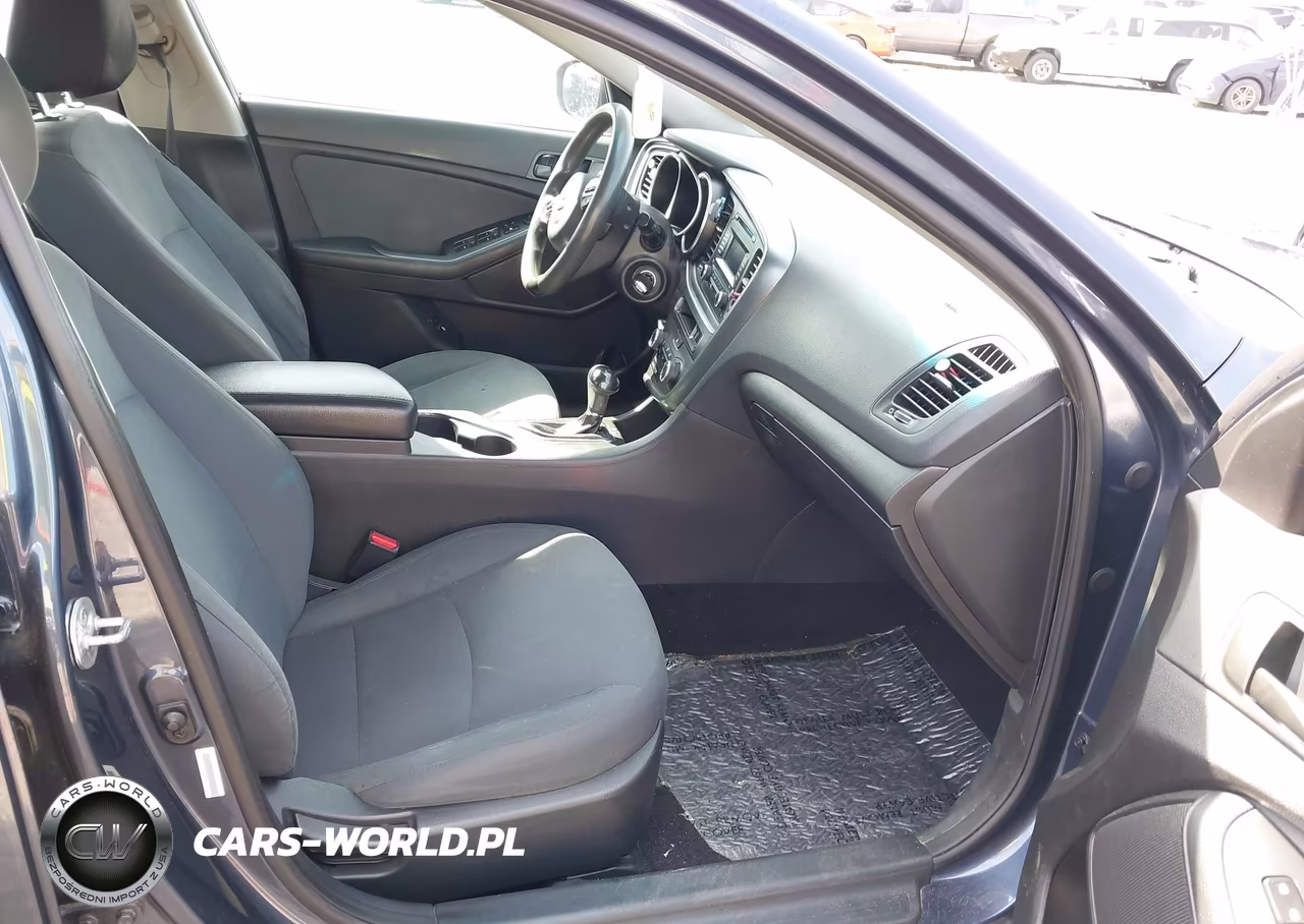 2015 Kia Optima Lx VIN:5XXGM4A74FG425699 - 5