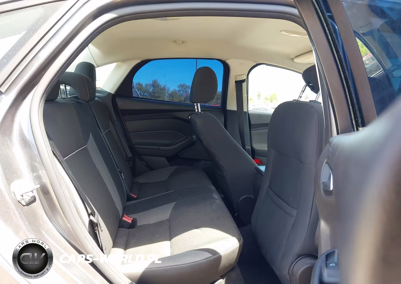 2014 Ford Focus Se VIN:1FADP3F23EL429250 - 8