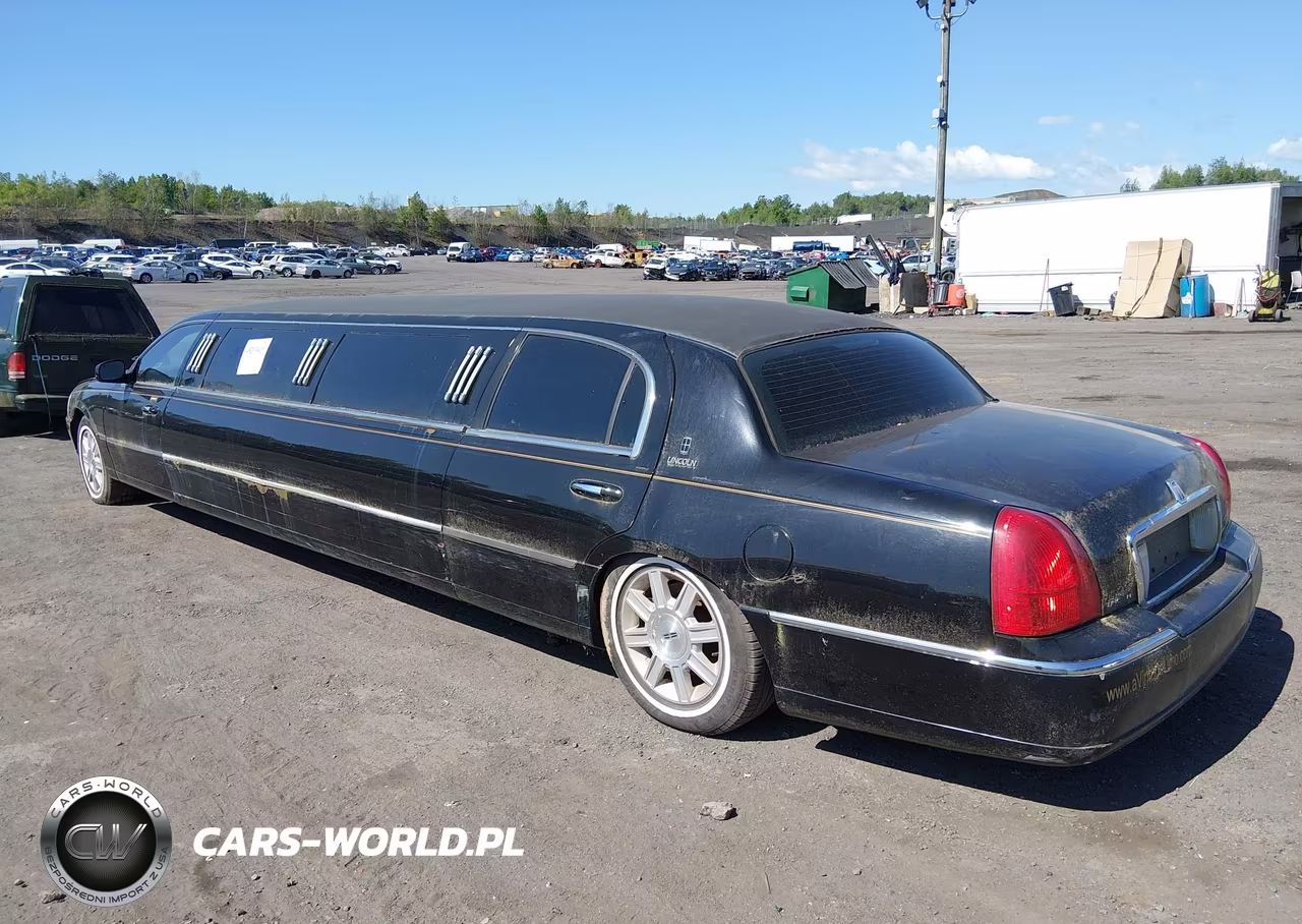 2007 Lincoln Town Car Executive VIN:1L1FM88W97Y639007 - 3