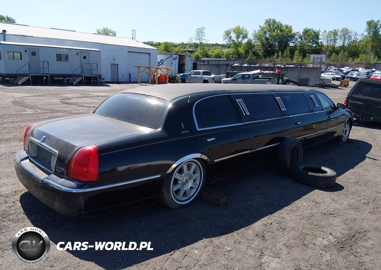 2007 Lincoln Town Car Executive VIN:1L1FM88W97Y639007 - 4