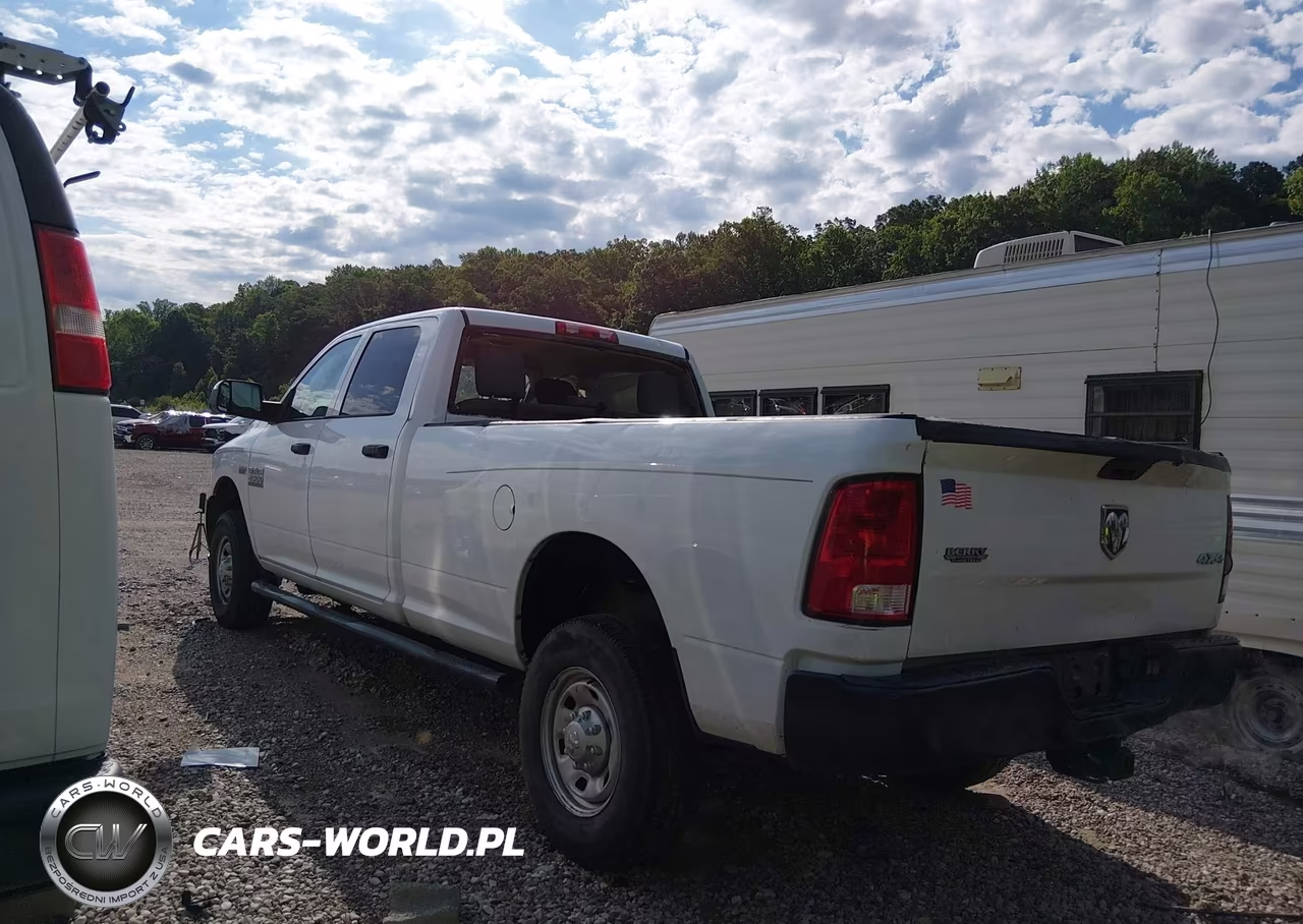 2015 Ram 2500 Tradesman VIN:3C6UR5HJ0FG558296 - 3