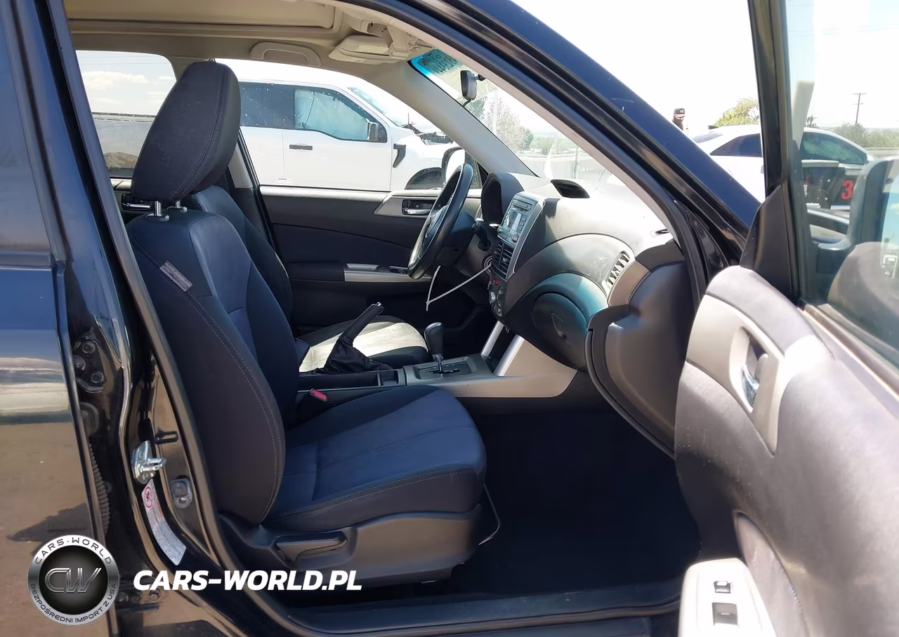 2010 Subaru Forester 2.5X Premium VIN:JF2SH6CC7AH738764 - 5
