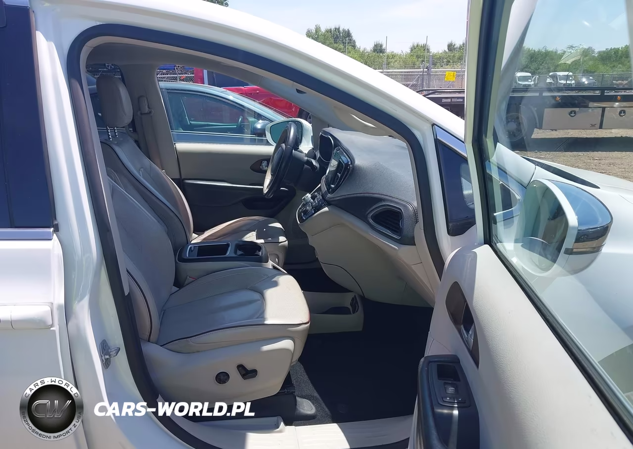 2020 Chrysler Pacifica Limited VIN:2C4RC1GG7LR176061 - 5