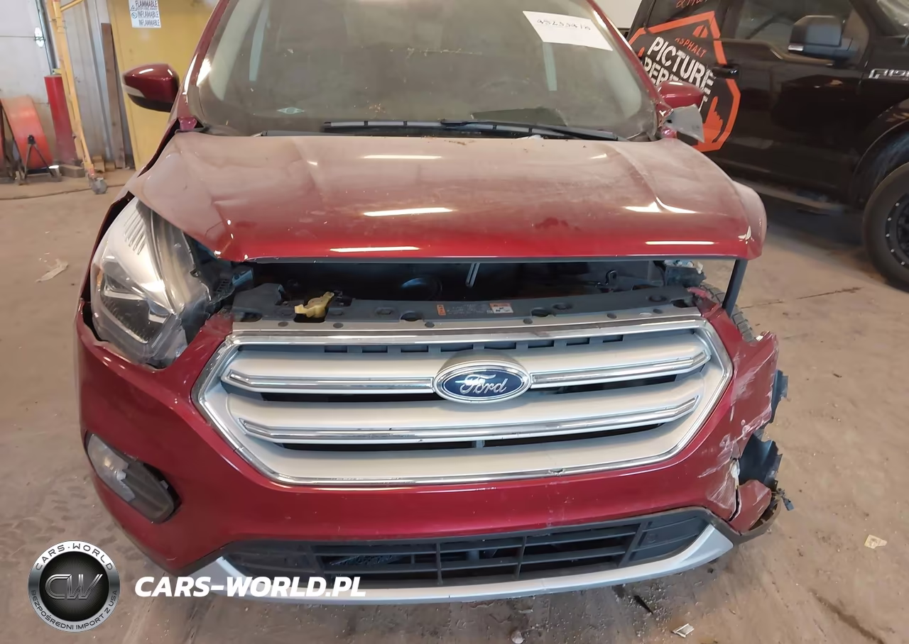 2018 Ford Escape Titanium VIN:1FMCU9J95JUC33803 - 6