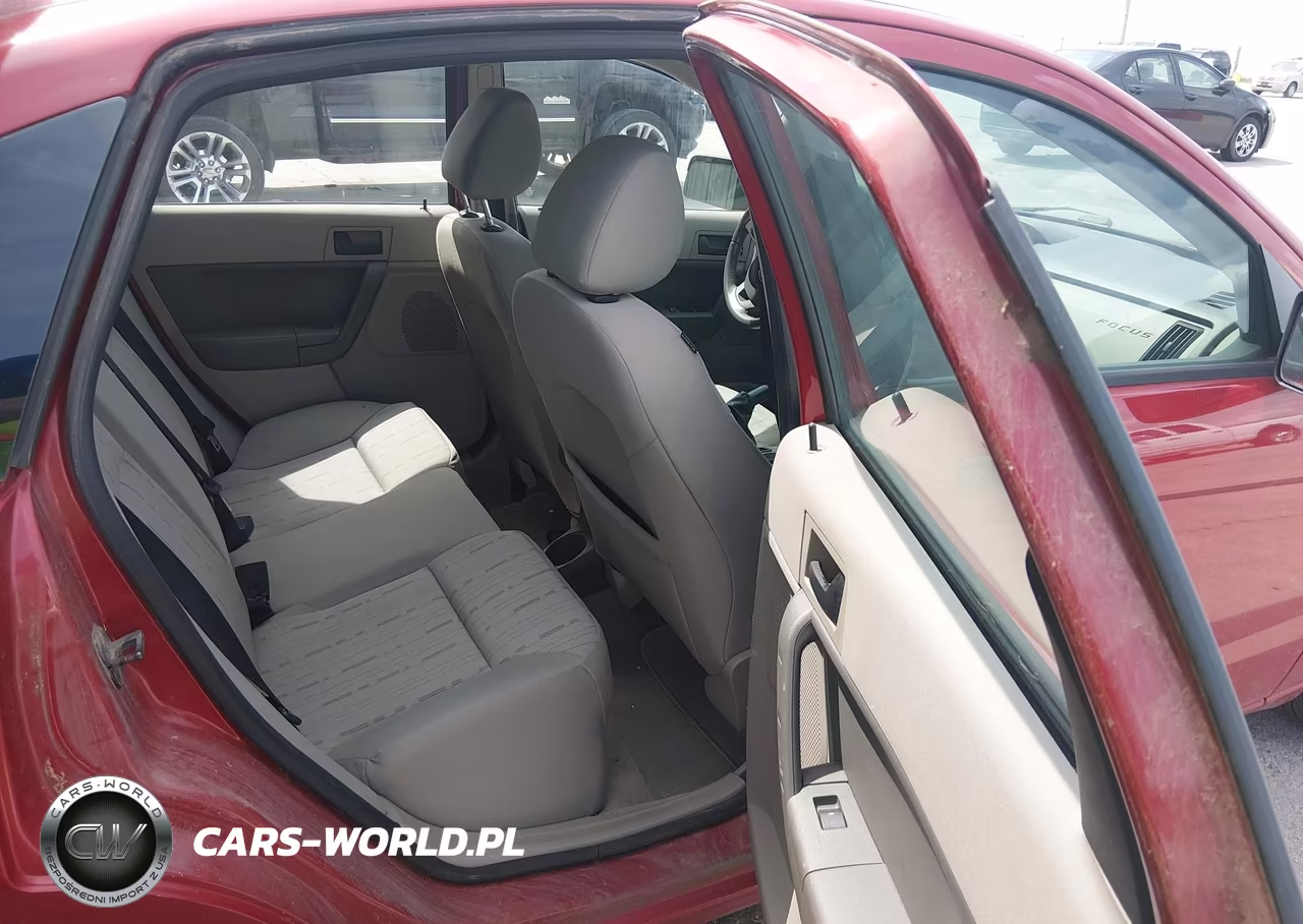 2010 Ford Focus Se VIN:1FAHP3FN0AW122414 - 8