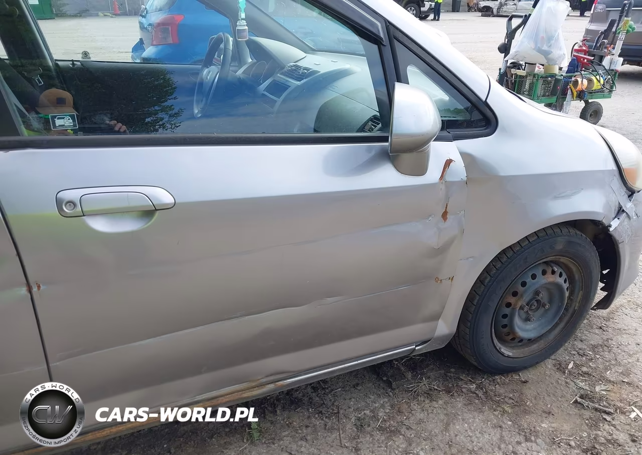 2007 Honda Fit VIN:JHMGD37457S000506 - 6