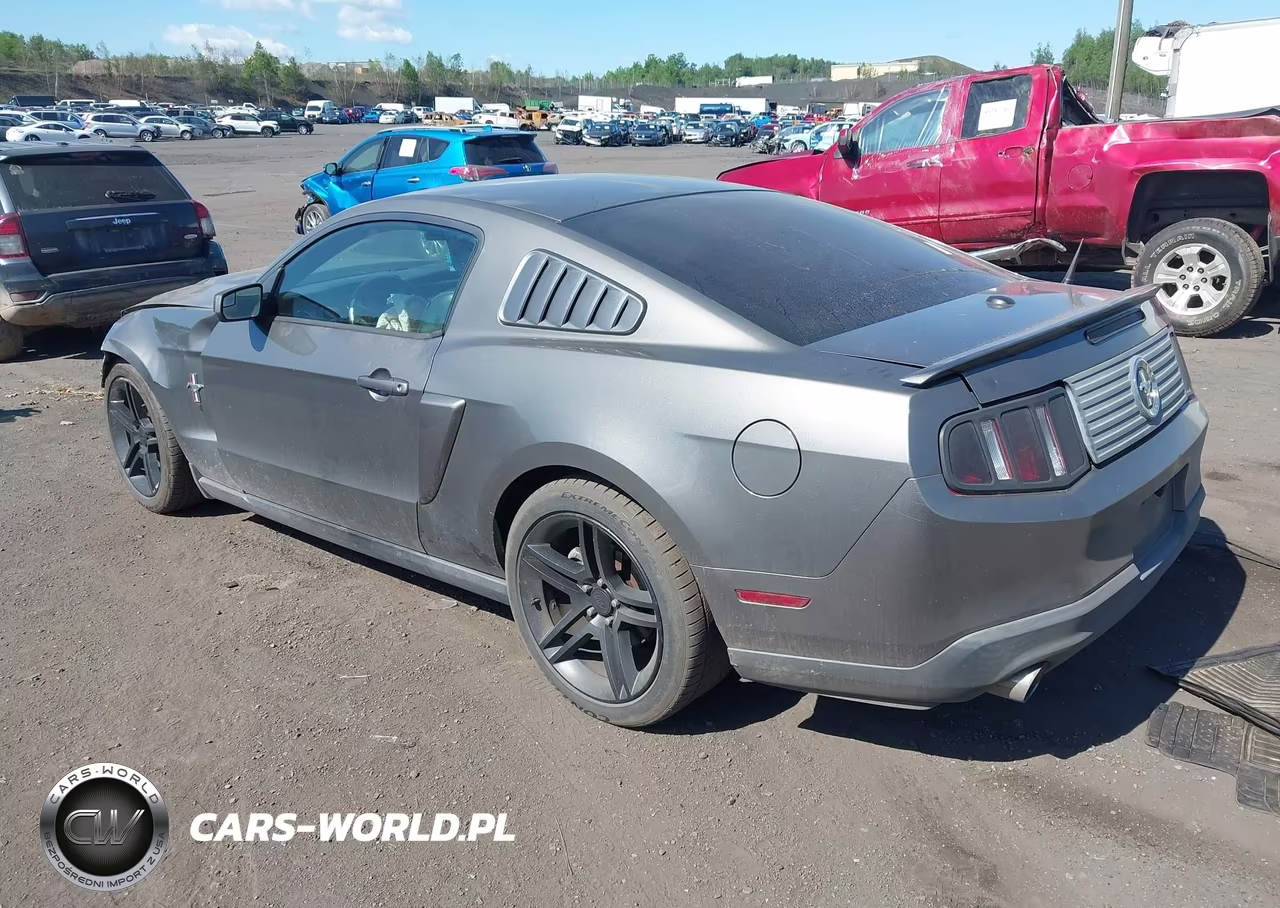 2011 Ford Mustang V6 Premium VIN:1ZVBP8AM2B5106781 - 3