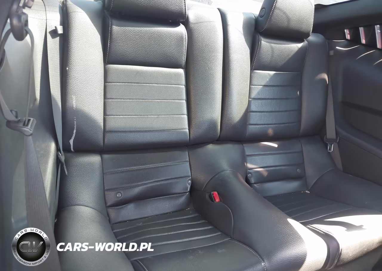 2011 Ford Mustang V6 Premium VIN:1ZVBP8AM2B5106781 - 8