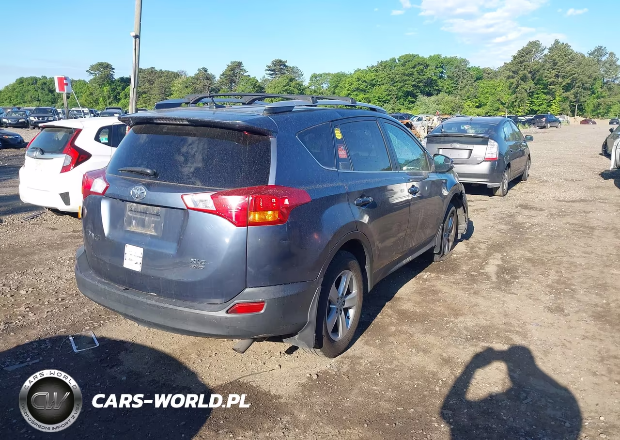2014 Toyota Rav4 Xle VIN:2T3RFREV9EW129209 - 4