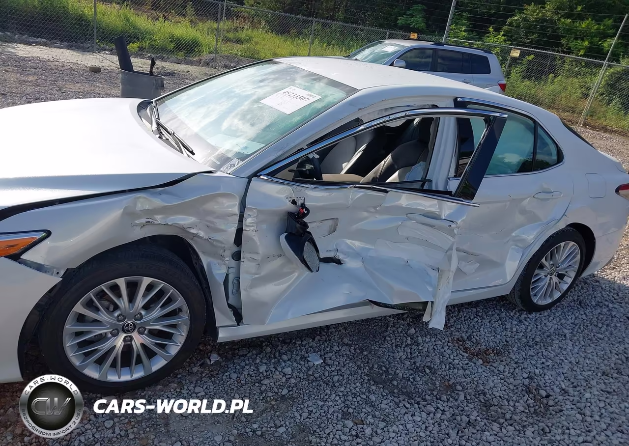 2020 Toyota Camry Xle VIN:4T1F11AK0LU999760 - 6