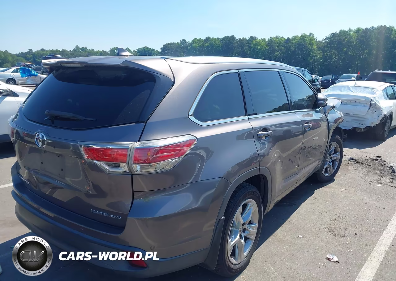 2015 Toyota Highlander Limited Platinum V6 VIN:5TDDKRFHXFS082287 - 4