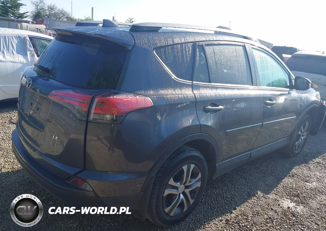 2018 Toyota Rav4 Le VIN:2T3ZFREV6JW511370 - 4