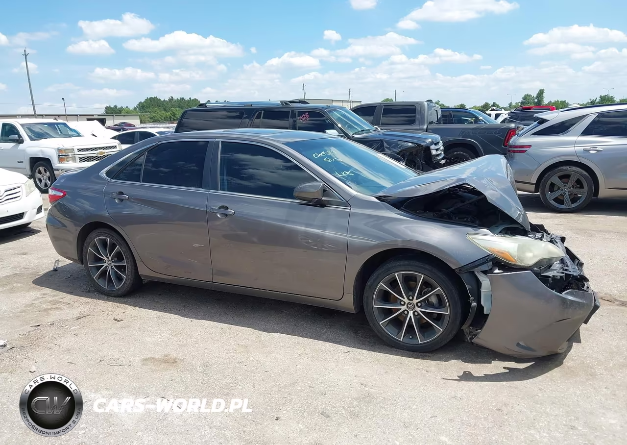 2016 Toyota Camry Xse VIN:4T1BF1FK7GU519387 - 13