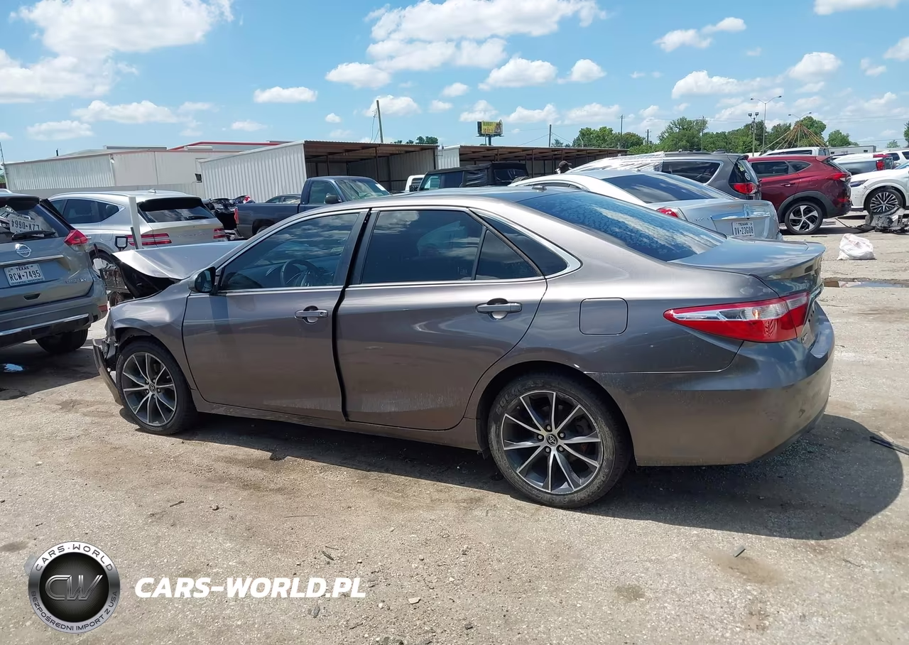 2016 Toyota Camry Xse VIN:4T1BF1FK7GU519387 - 14