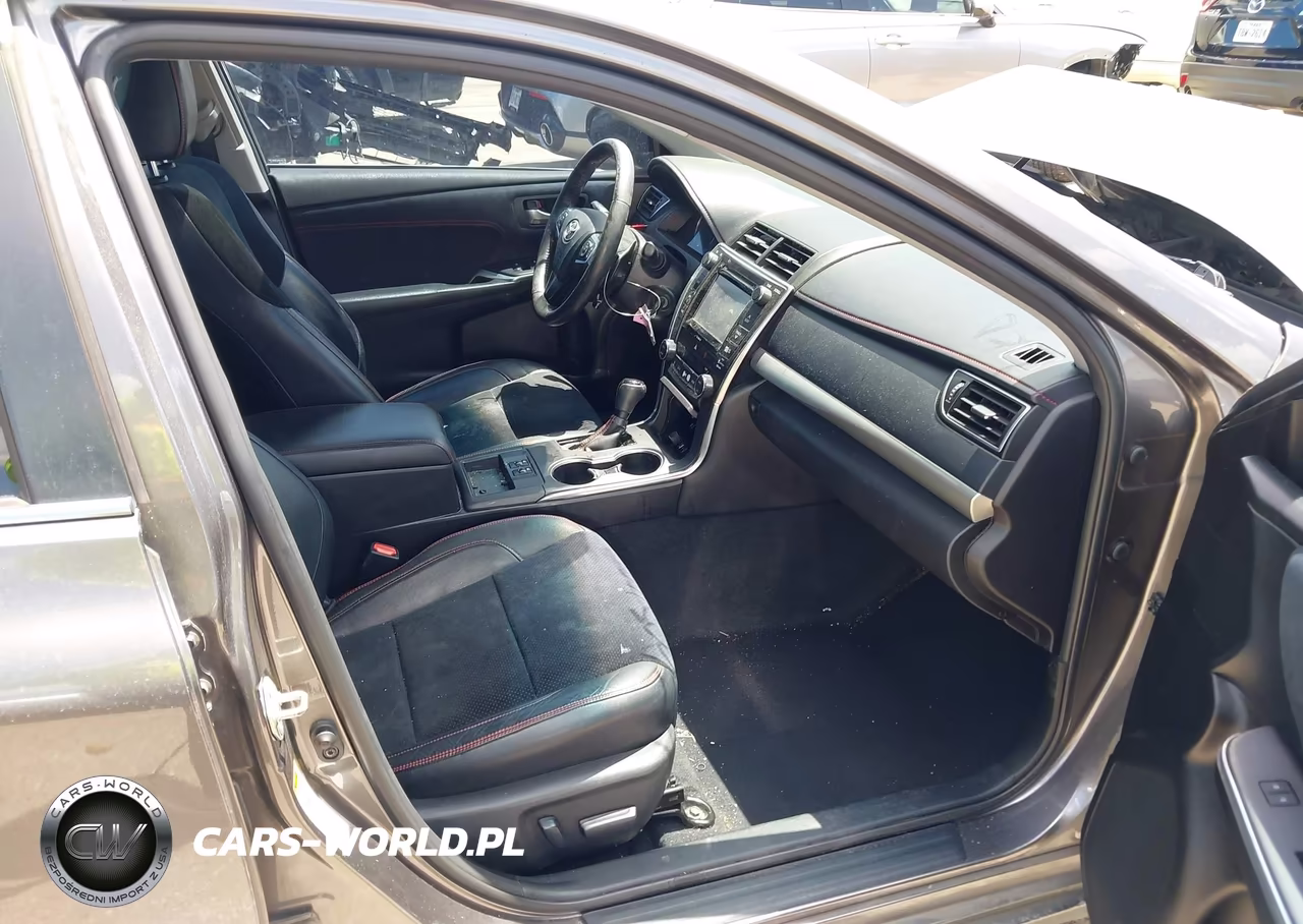 2016 Toyota Camry Xse VIN:4T1BF1FK7GU519387 - 5
