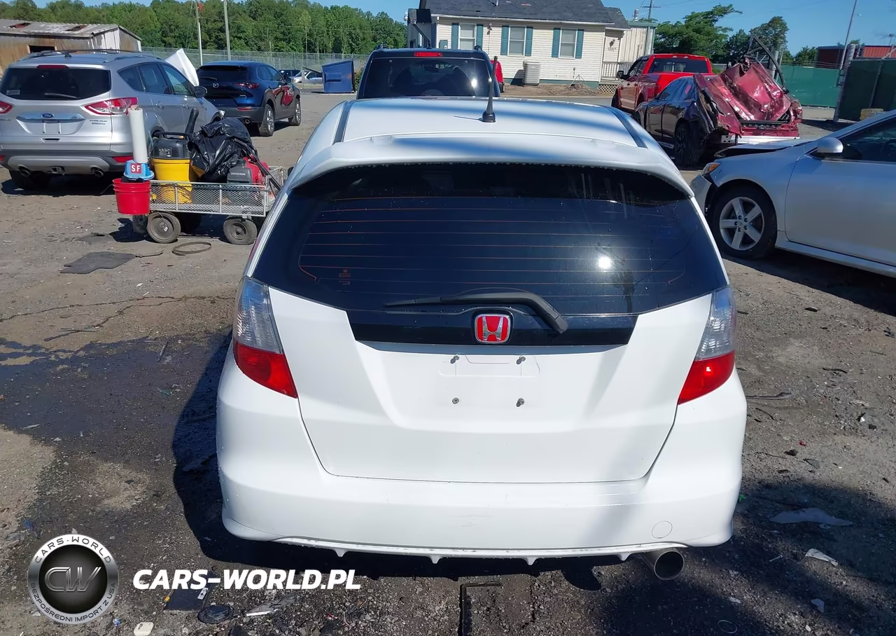 2012 Honda Fit Sport VIN:JHMGE8G51CC021540 - 17