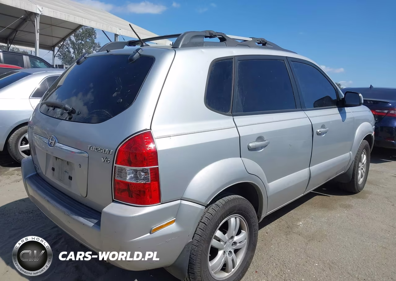 2008 Hyundai Tucson VIN:KM8JN12D58U755804 - 4