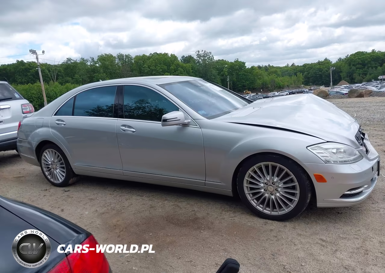 2010 Mercedes-Benz S 550 4Matic VIN:WDDNG8GB5AA327681 - 13