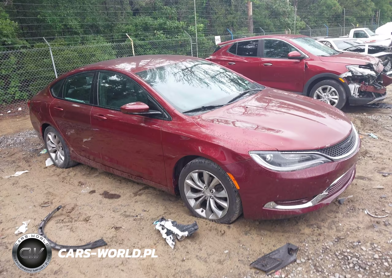 2015 Chrysler 200 S – zdjęcie 1 z 12