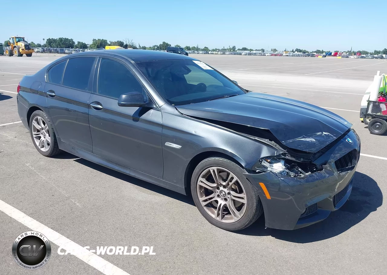 2011 BMW 528I