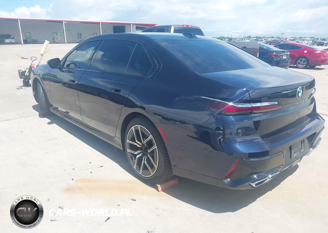 2023 BMW 760 I xDrive VIN:WBA33EJ0XPCM28471 - 3