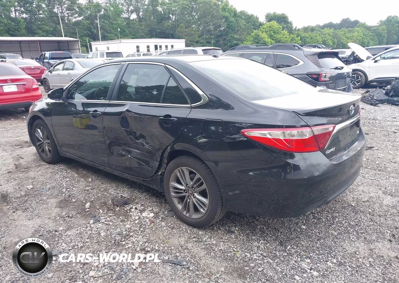 2015 Toyota Camry Se VIN:4T1BF1FK8FU053290 - 3