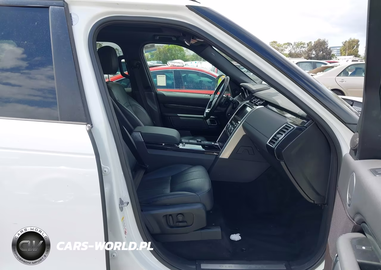2017 Land Rover Discovery Hse VIN:SALRRBBV4HA044230 - 5