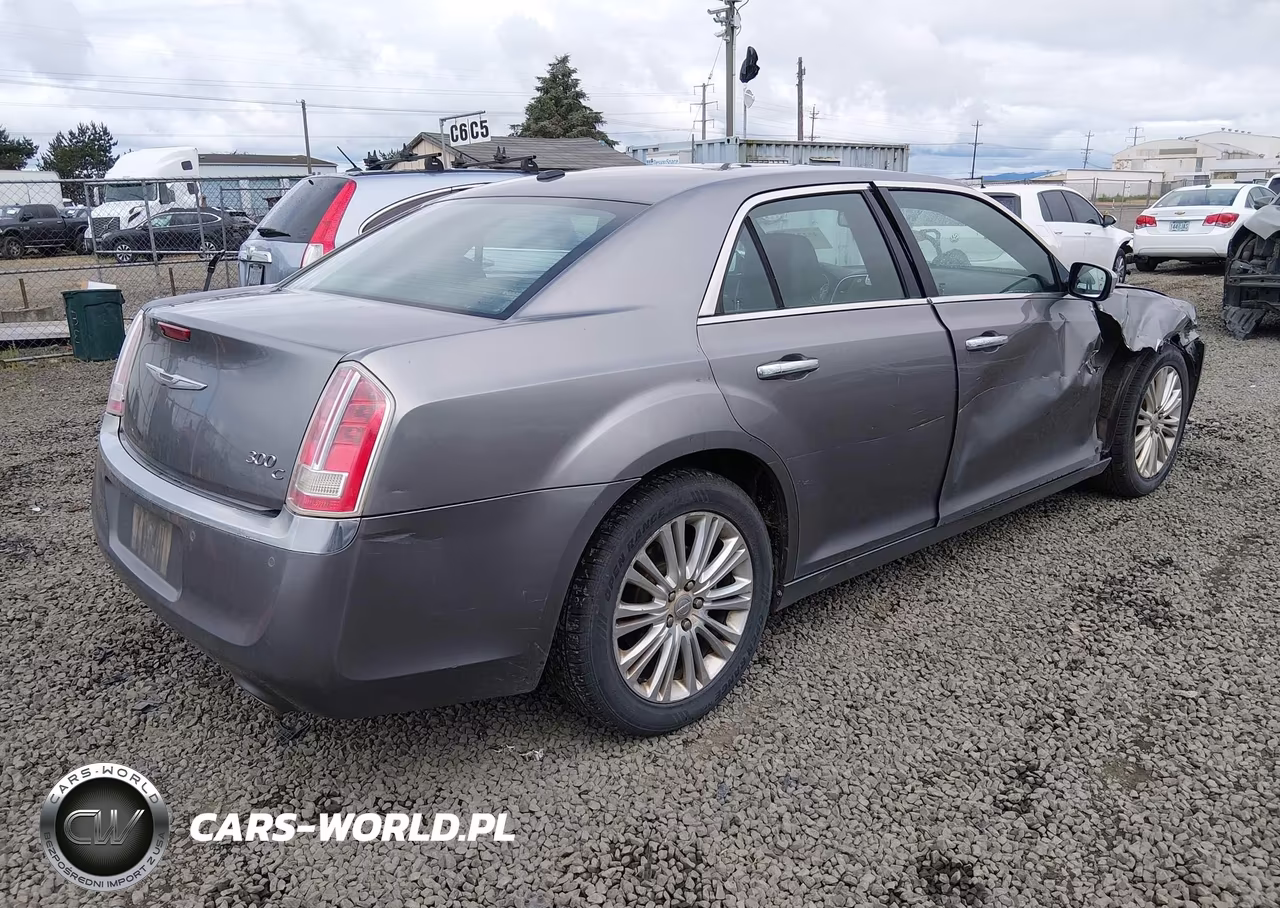 2011 Chrysler 300C Awd VIN:2C3CK6CT8BH611834 - 4