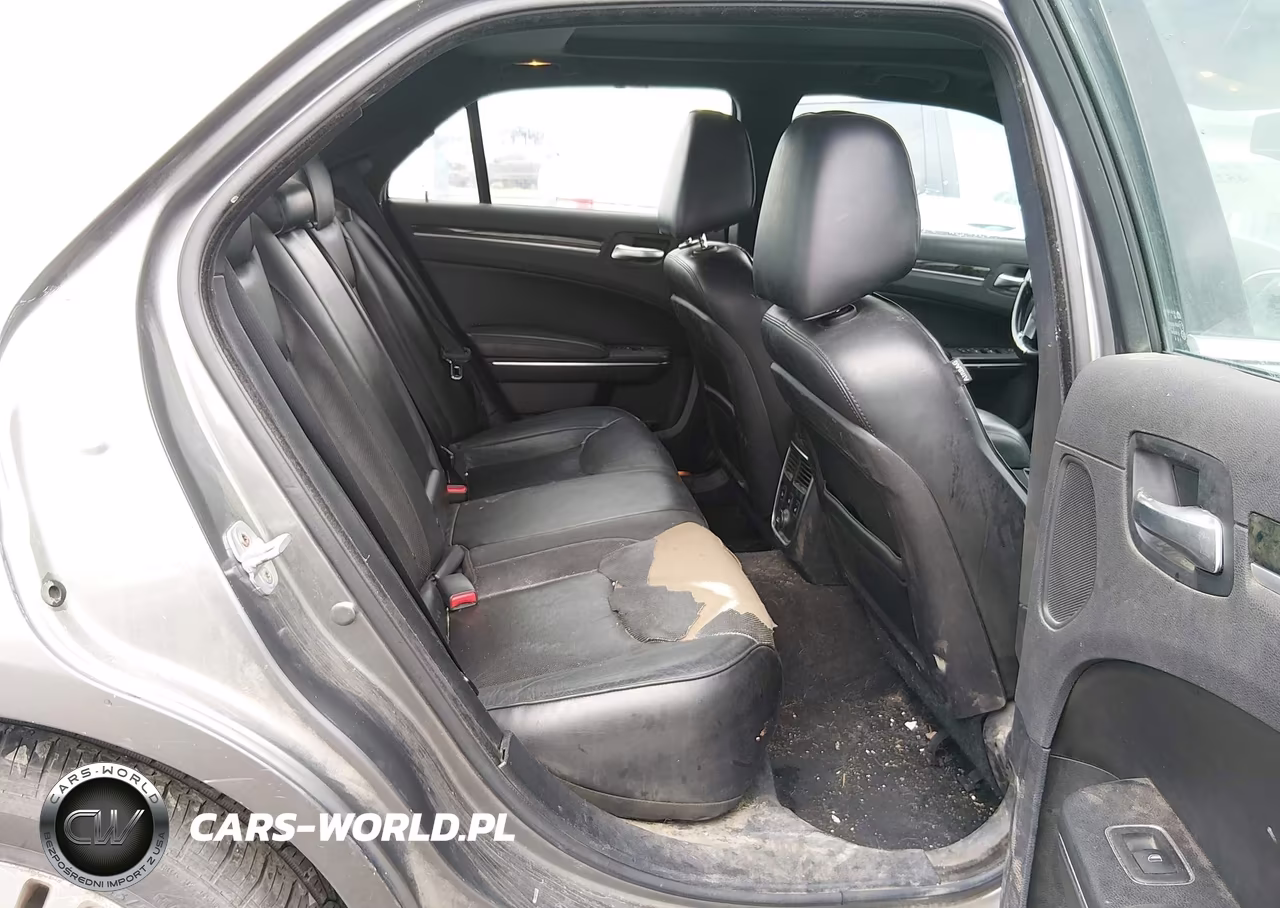 2011 Chrysler 300C Awd VIN:2C3CK6CT8BH611834 - 8