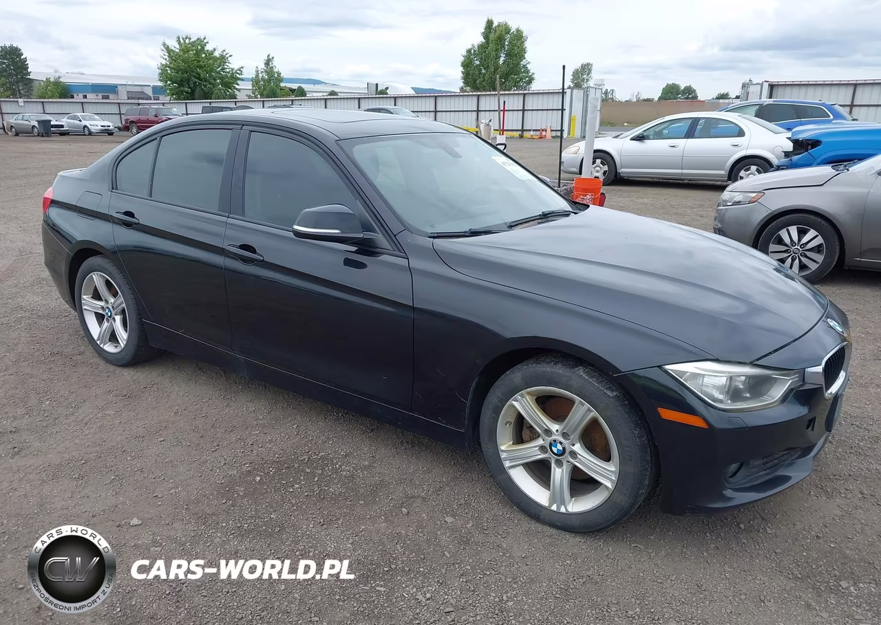 2013 BMW 328I xDrive – zdjęcie 1 z 12